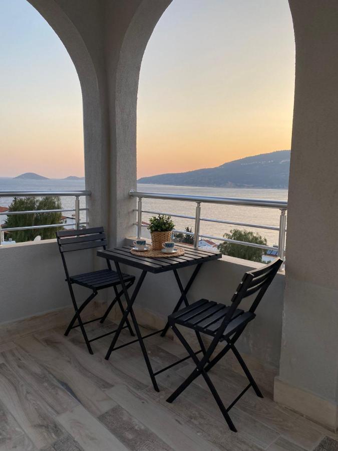 Shared Pool Flat Located 3 Min To Beach In Kalkan 아파트 외부 사진